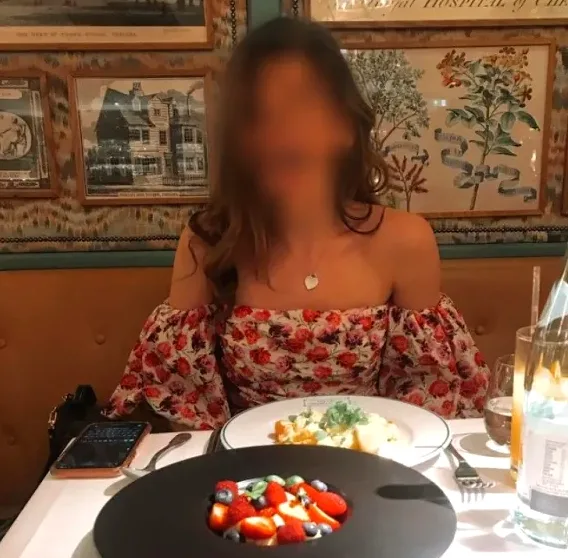 Claudia, 20 años