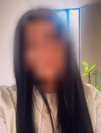 Lola, 37 años