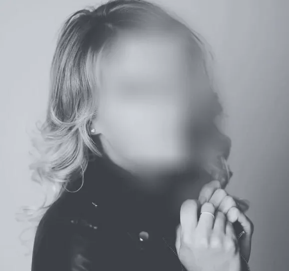 Neus, 33 años